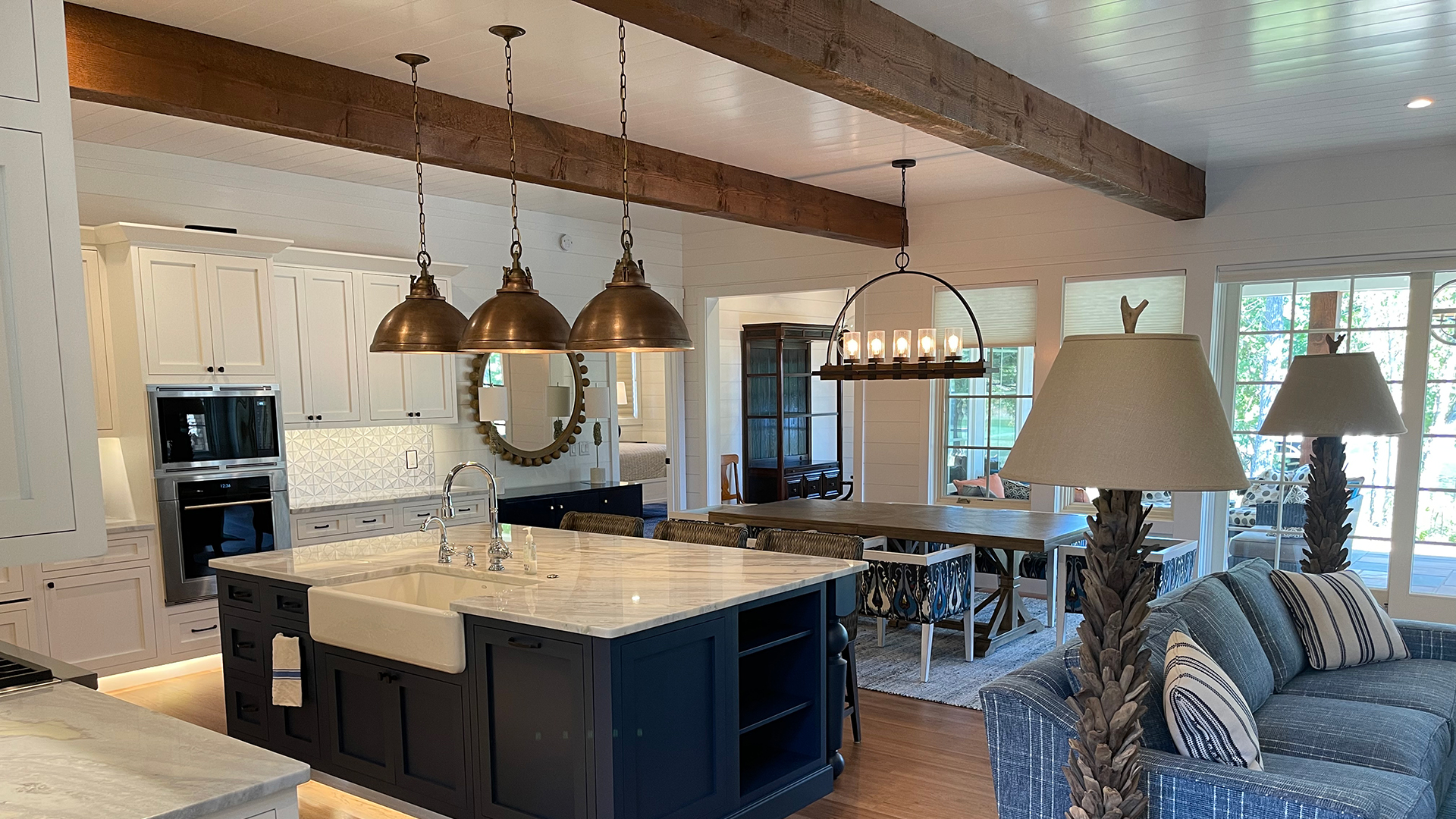 Leland River House surroundings